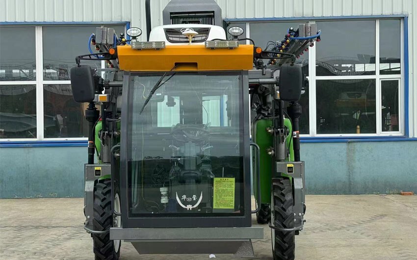 華璽3WPZ-1500F自走式玉米噴藥機高架打藥機